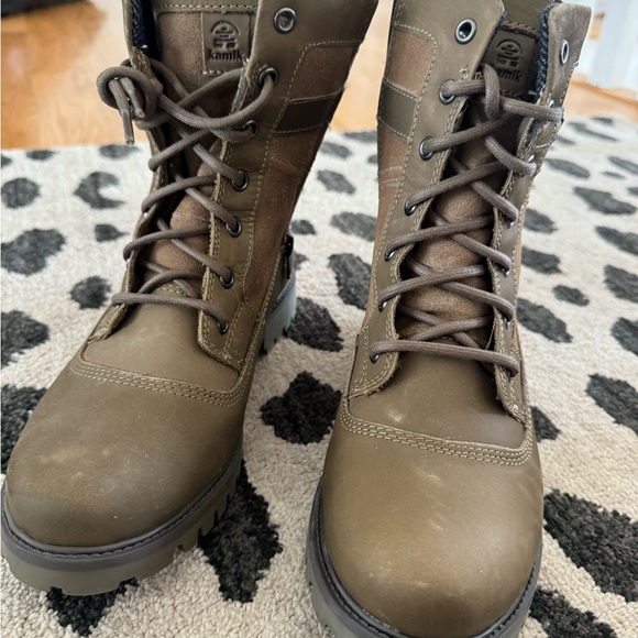 Brown Lace-Up Combat Boots women’s - Picture 7 of 8